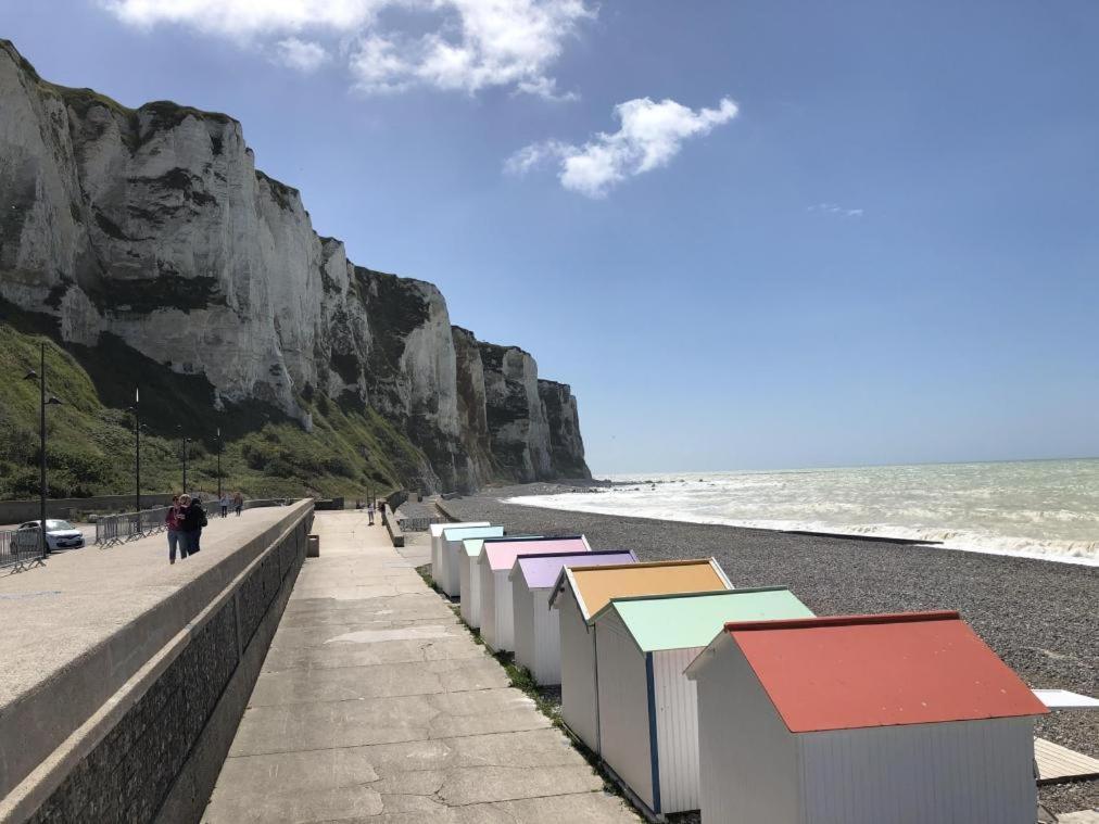 Appart En 1Er Etage A 120M De La Mer Le Treport Exterior photo